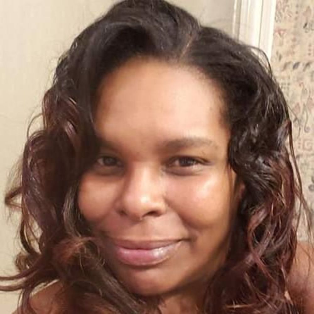 Meet your Posher, Macheera